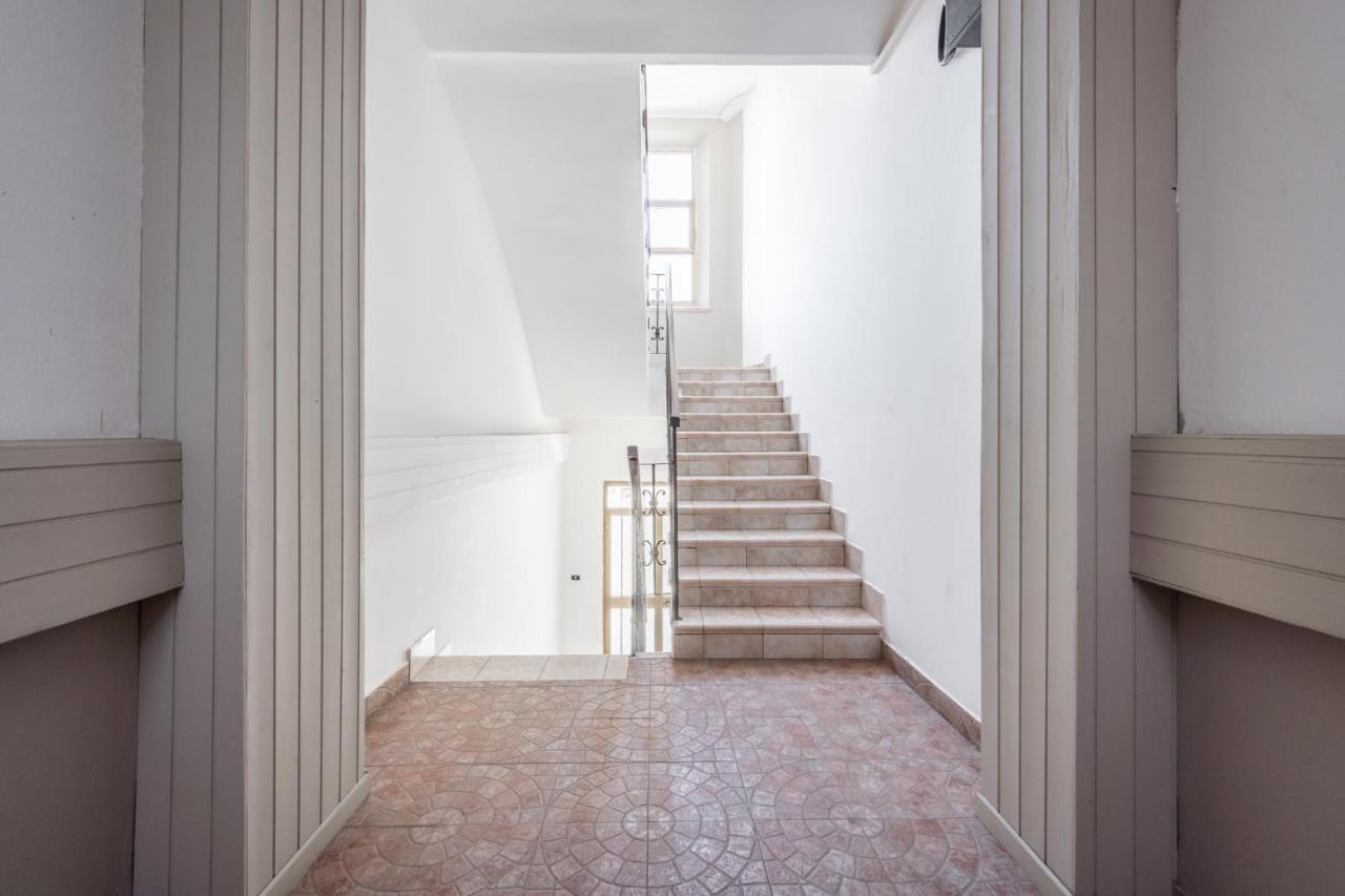 מודנה Suite 649 Mono Con Terrazzo מראה חיצוני תמונה